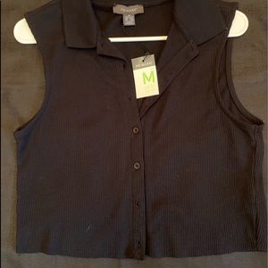 Sleeveless Button Up Crop Top